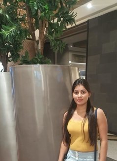 Pia Rai - escort in Bangalore Photo 4 of 6