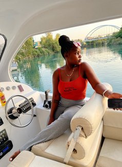 Pianca - escort in Bali Photo 3 of 5