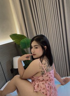 Picha Cute and Kind - escort in Jeddah Photo 2 of 8