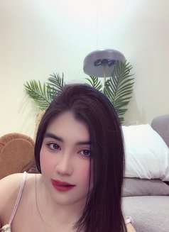 Picha Cute and Kind - escort in Riyadh Photo 12 of 15