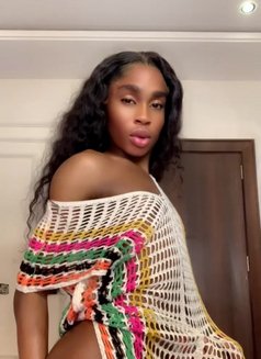 Pierrevittar - Acompañantes transexual in Lagos, Nigeria Photo 2 of 2