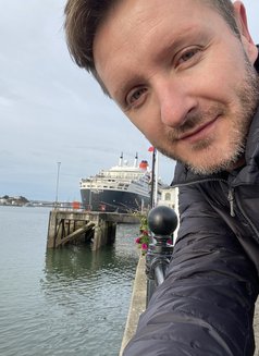 Pieter - masseur in Cape Town Photo 4 of 4