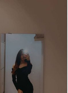 Pihu Ahuja - escort in Pune Photo 3 of 5