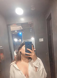 Pihu and Nik Paid Cpls - escort in Mumbai Photo 1 of 1