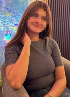 Pihu ( let's cam session) - escort in Kochi Photo 2 of 2