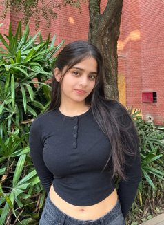 Pihu - escort in Pune Photo 1 of 1