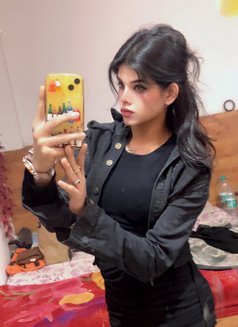 Pihu Here - Male escort in New Delhi Photo 12 of 24
