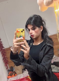Pihu Here - Male escort in New Delhi Photo 13 of 24