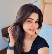 KIRTI NDEPENDENT GFE INCALL- OUTCALL - puta in Hyderabad Photo 5 of 5