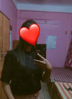 Pihu - puta in Bangalore Photo 1 of 5