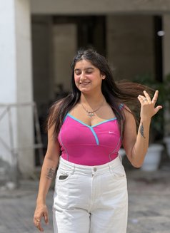 Pihu - escort in Mumbai Photo 7 of 7