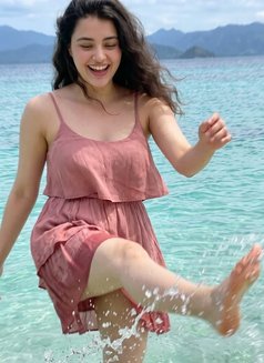 KAVYA HIGH CLASS GIRL IN CALL- OUT CALL - puta in Mumbai Photo 2 of 6
