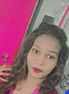 Pihu - escort in New Delhi Photo 4 of 5