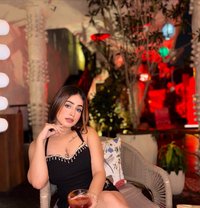 Pihu Sharma - escort in Ajmān Photo 1 of 5