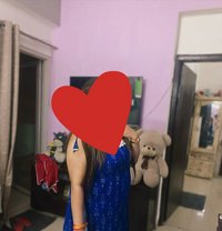 Pihu singh independent girl - escort in Noida Photo 1 of 2