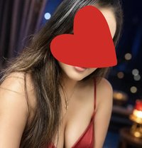Pihu singh independent girl - escort in New Delhi