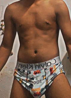 Pikachoo - Acompañantes masculino in Ahmedabad Photo 2 of 3