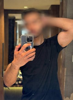 Pilot Ankit - Male escort in New Delhi Photo 5 of 5