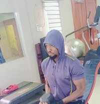 Pin - Acompañantes masculino in Lagos, Nigeria