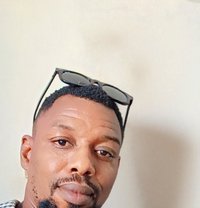 Pin - Acompañantes masculino in Lagos, Nigeria