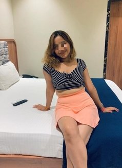 Pinal Best Call Girl Service ❣️ - puta in Vadodara Photo 2 of 3