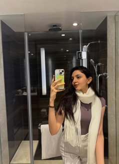 Pinal - escort in Bangalore Photo 5 of 5