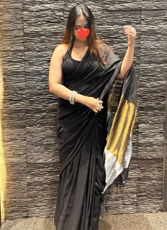 Pinal - escort in Mysore Photo 2 of 5