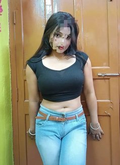 Pinal - escort in Thane Photo 3 of 3