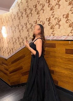 Pinal Jain Escort Service 24 Hours - puta in Shillong Photo 2 of 3