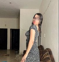 Pinal Jain Escort Service 24 Hours - puta in Vadodara