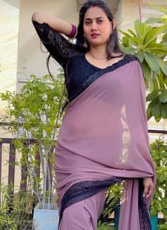 Pinal Vip Girls - escort in Pondicherry Photo 1 of 1