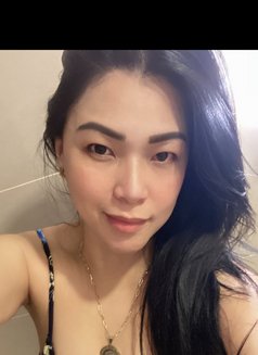 Pinay Big Boobs good sucker - puta in Dubai Photo 16 of 19