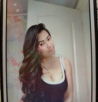 Pinay Big Boobs good sucker - puta in Dubai Photo 11 of 15