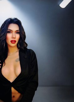 PinayTSAnaconda - Transsexual escort in Manila Photo 4 of 6