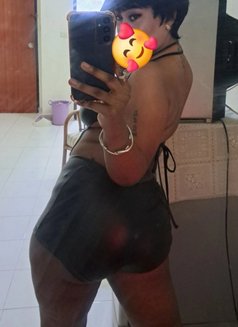 Pincky - escort in Colombo Photo 1 of 4