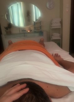 Ping Massage - masseuse in Al Manama Photo 9 of 9