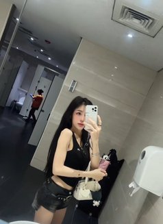 Pingping - escort in Bangkok Photo 3 of 6