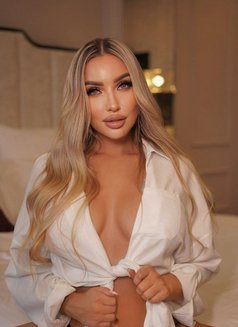 Pink Diamond - escort in Dubai Photo 14 of 25