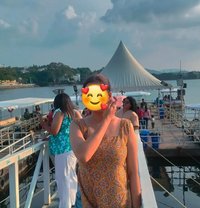 Independent Real meet & Cam session - masseuse in Kochi