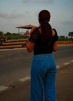 Pinki - masseuse in Kochi Photo 6 of 6