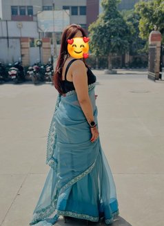PINKI PUNJABI PATOLA ONLY OUTCALL - escort in New Delhi Photo 10 of 19