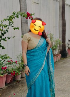 PINKI PUNJABI PATOLA ONLY OUTCALL - escort in New Delhi Photo 13 of 19