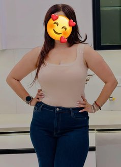 PINKI PUNJABI PATOLA ONLY OUTCALL - escort in New Delhi Photo 16 of 19