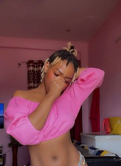 Pinkie - escort in Kolkata Photo 2 of 4