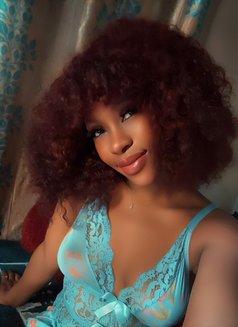 Pinkie - escort in Kolkata Photo 4 of 5