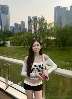 Pinky - puta in Taipei Photo 6 of 7
