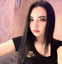 carrie ladyboy - Transsexual escort in Riyadh Photo 5 of 5