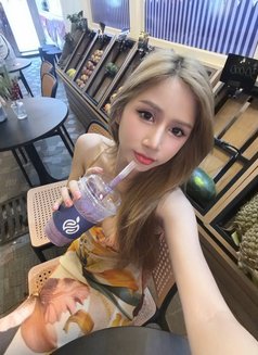 Pinky - Transsexual companion in Taipei Photo 6 of 10