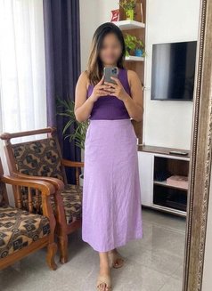 Pinky Girl - puta in Colombo Photo 3 of 5