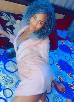 PINKY, HOT AFRICAN ESCORT - escort in New Delhi Photo 3 of 8